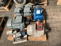Partij elektromotor - afbeelding 1 van  8