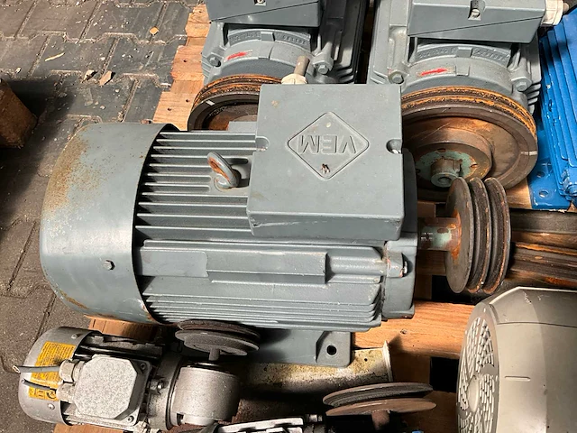 Partij elektromotor - afbeelding 7 van  8