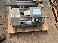 Partij elektromotor - afbeelding 2 van  7