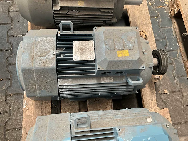 Partij elektromotor - afbeelding 4 van  7