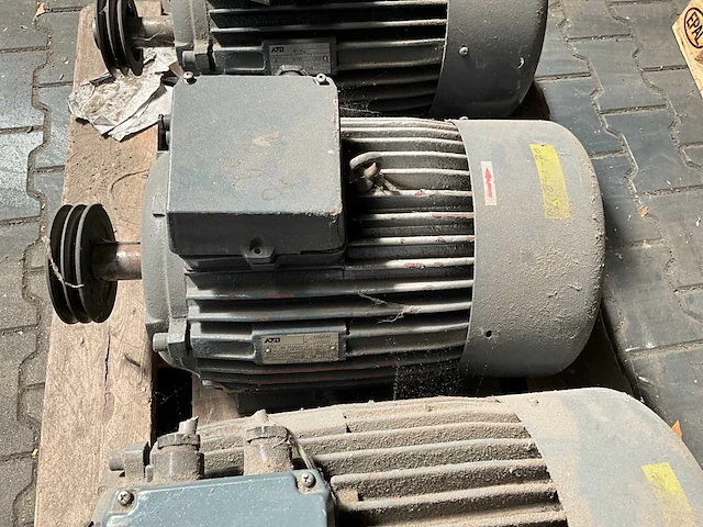 Partij elektromotor - afbeelding 4 van  7