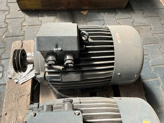 Partij elektromotor - afbeelding 6 van  7