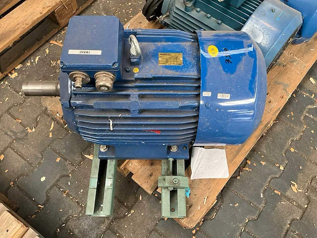 Partij elektromotor - afbeelding 6 van  7