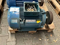 Partij elektromotor - afbeelding 2 van  7