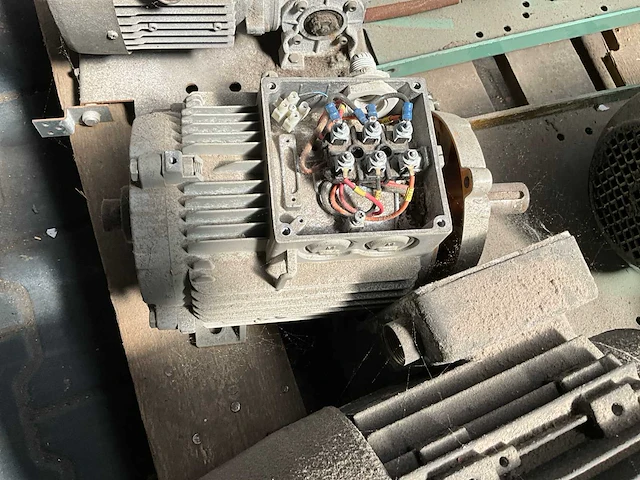 Partij elektromotor - afbeelding 5 van  14