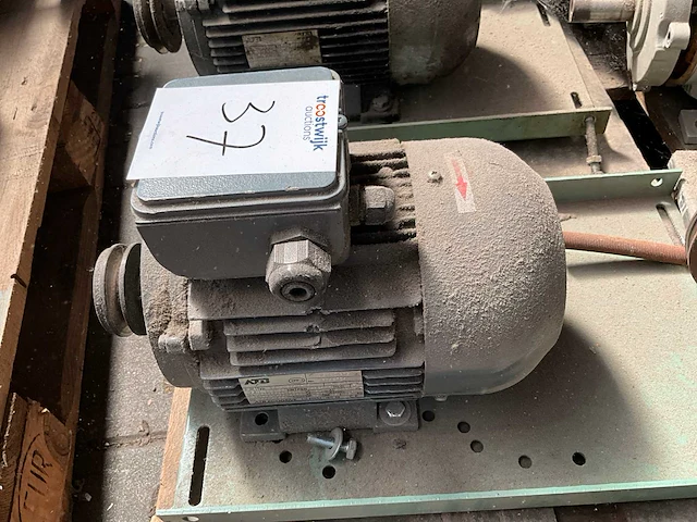 Partij elektromotor - afbeelding 7 van  14