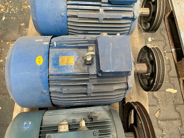 Partij elektromotor - afbeelding 4 van  7