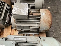 Partij elektromotor - afbeelding 4 van  9