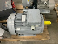 Partij elektromotoren en onderdelen o.a. abb en danfoss. - afbeelding 8 van  28