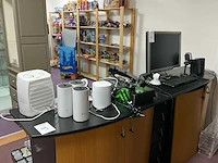Partij elektronica en accessoires - afbeelding 1 van  14