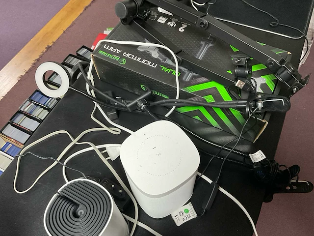 Partij elektronica en accessoires - afbeelding 12 van  14
