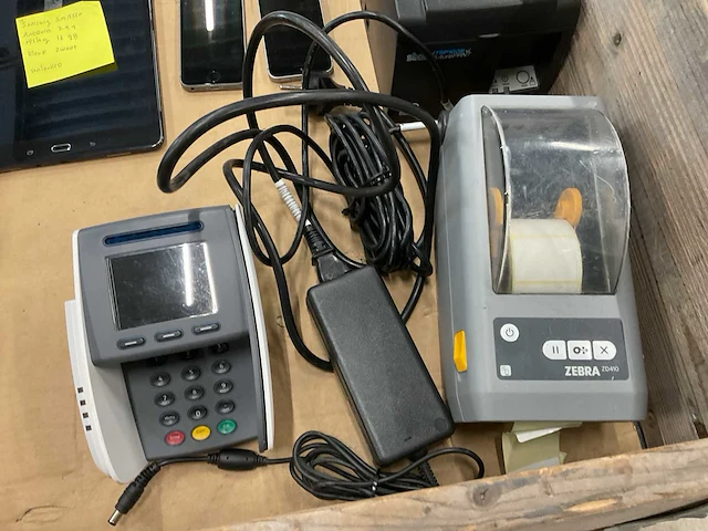 Partij elektronica - afbeelding 6 van  10