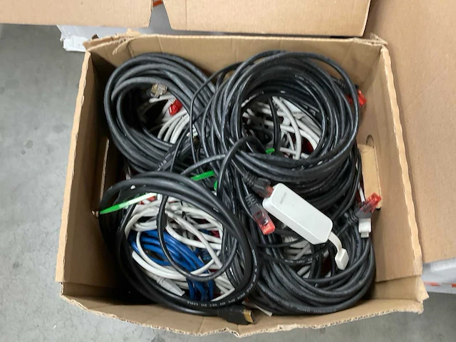 Partij elektronica - afbeelding 5 van  7