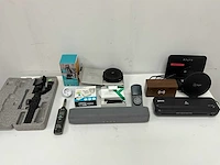 Partij elektronische apparaten en accessoires - afbeelding 1 van  10
