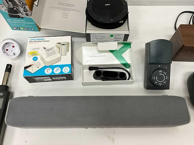 Partij elektronische apparaten en accessoires - afbeelding 7 van  10