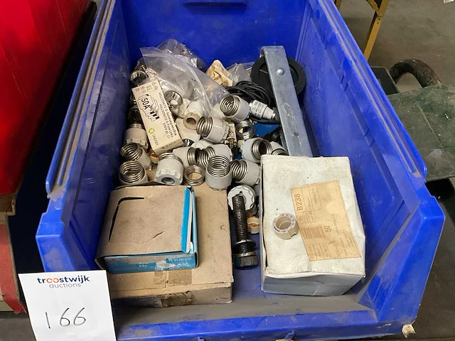 Partij elektrotechnisch materiaal - afbeelding 5 van  7