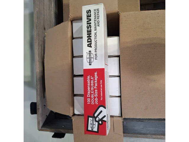 Partij epoxy reparatie setjes - afbeelding 2 van  5