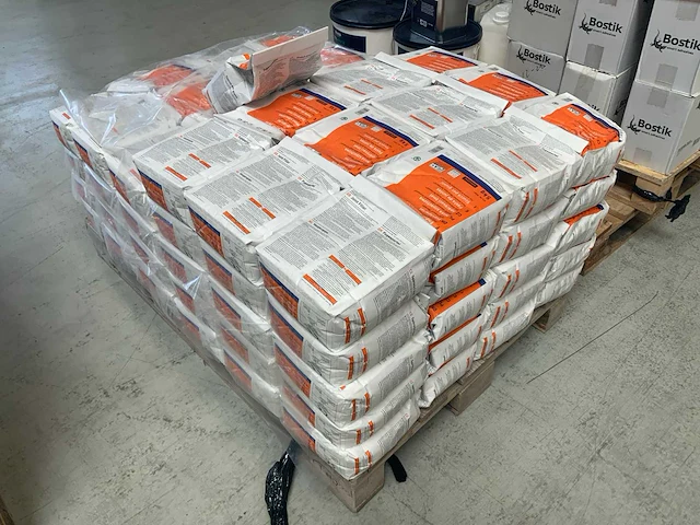 Partij fermacell voegengips 5kg. (108x) - afbeelding 6 van  7