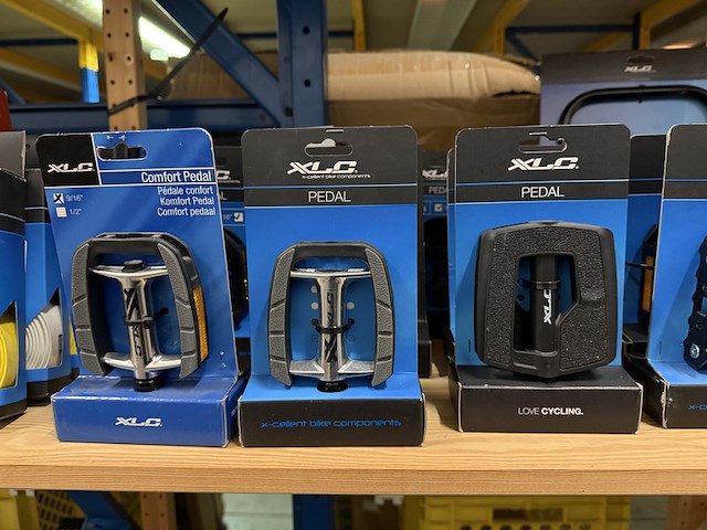 Partij fiets artikelen ca. 34x w.o. fietspedalen, xlc - afbeelding 3 van  10