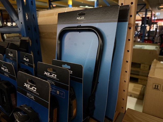 Partij fiets artikelen ca. 34x w.o. fietspedalen, xlc - afbeelding 10 van  10