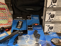 Partij fiets artikelen ca. 48x w.o. fietslampen, fietstassen, spiegels, w.o. basil, bobike, newlooxs, xlc - afbeelding 16 van  19