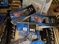 Partij fiets artikelen ca. 48x w.o. fietslampen, zadelhoezen, fietspedalen, w.o. selle italia, xlc, urban iki - afbeelding 11 van  19