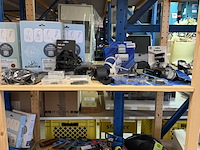 Partij fiets artikelen ca. 52x w.o. fietslampen, fietsbellen, grepen, w.o. xlc, urban iki, union