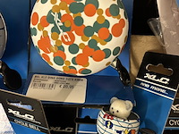 Partij fiets artikelen w.o. fietsbellen, grepen, slaaprollen w.o. yepp, xlc - afbeelding 12 van  12