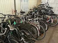 Partij fietsen - afbeelding 10 van  10