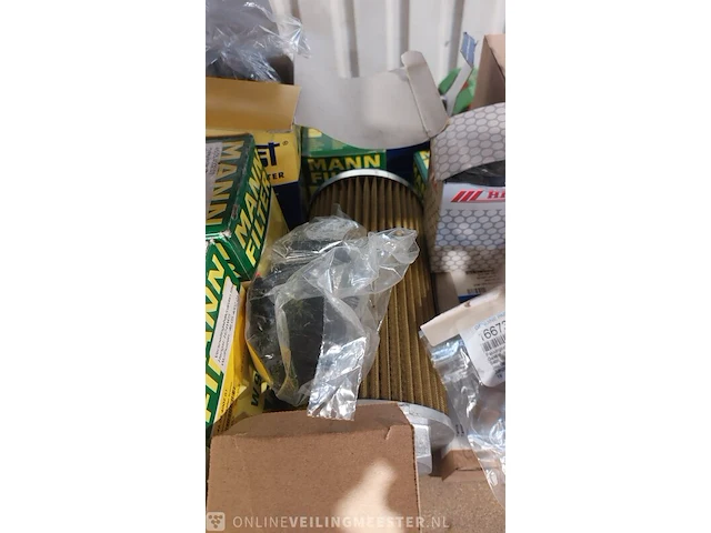 Partij filters o.a. hengst, mann filter - afbeelding 7 van  17