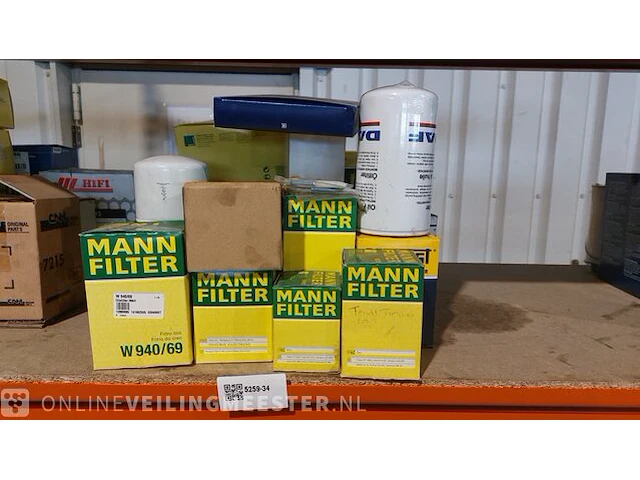 Partij filters o.a. hengst, mann filter - afbeelding 14 van  17