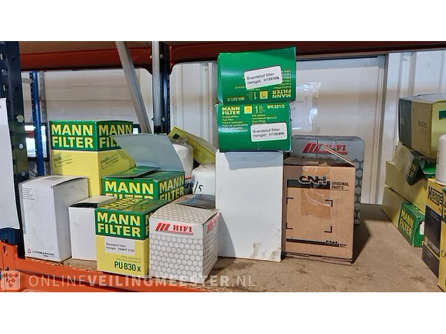 Partij filters o.a. hengst, mann filter - afbeelding 17 van  17