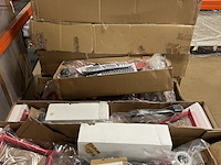 Partij fitness apparaten, power rack onderdelen - afbeelding 3 van  11