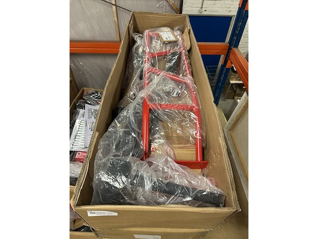 Partij fitness apparaten, power rack onderdelen - afbeelding 6 van  11