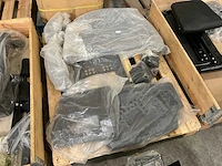 Partij fitness(apparaten), toebehoren en onderdelen, 12 pallets - afbeelding 3 van  14