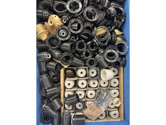Partij fitting e27 inclusief bakken - afbeelding 2 van  5