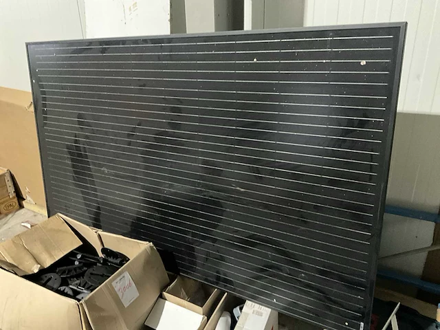 Partij flatfix / clickfit / enphase relais / solar edge zonnepaneel toebehoren - afbeelding 23 van  88