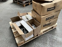 Partij flatfix / clickfit / enphase relais / solar edge zonnepaneel toebehoren - afbeelding 84 van  88