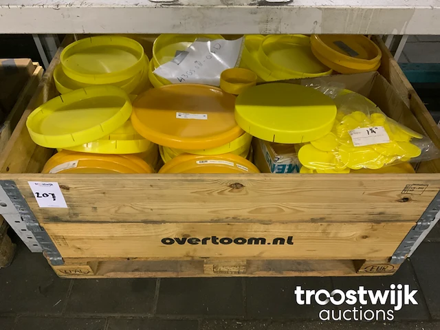 Partij flenskappen, flensbescherming en deksels - afbeelding 1 van  8
