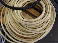 Partij flexibele slangen, diverse soorten en maten - afbeelding 6 van  6