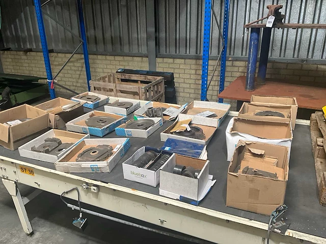 Partij freesgereedschap - afbeelding 1 van  16