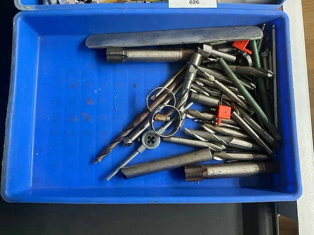 Partij freesgereedschap - afbeelding 2 van  3