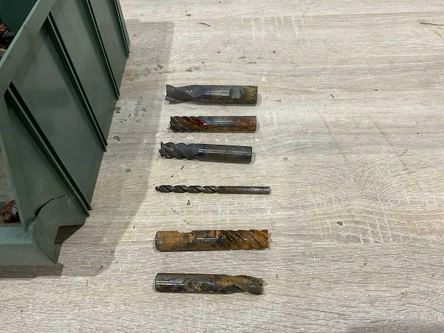 Partij freesmateriaal - afbeelding 5 van  5
