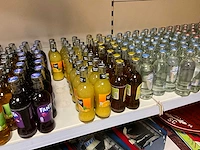 Partij frisdrank - afbeelding 5 van  6