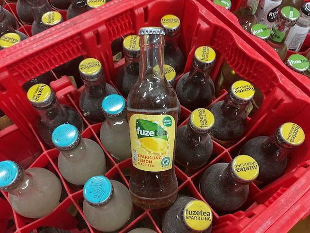 Partij frisdrank - afbeelding 9 van  9