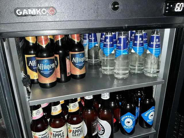 Partij frisdrank/bier en wijn - afbeelding 8 van  21