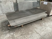 Partij gaas / werkplaatsinventaris - afbeelding 1 van  7