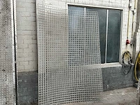 Partij gaas / werkplaatsinventaris - afbeelding 2 van  7
