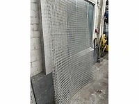 Partij gaas / werkplaatsinventaris - afbeelding 7 van  7