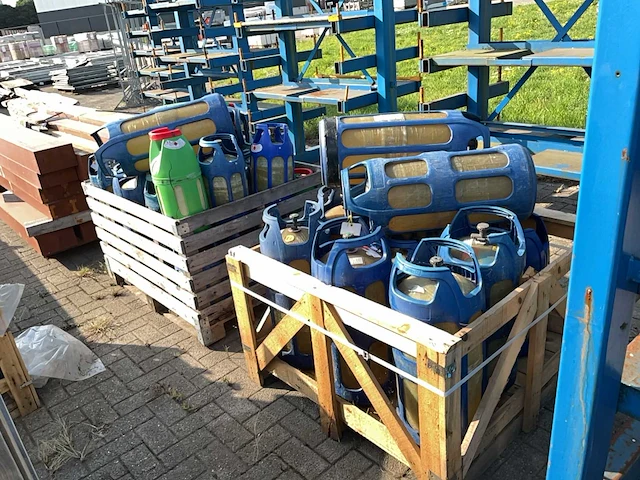 Partij gasflessen - afbeelding 5 van  8